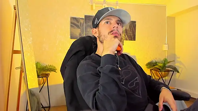 Nils saintt online show from February 19, 3:58 am