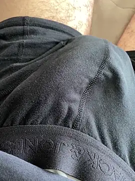 tip4sexxx online show from April 28, 9:03 am