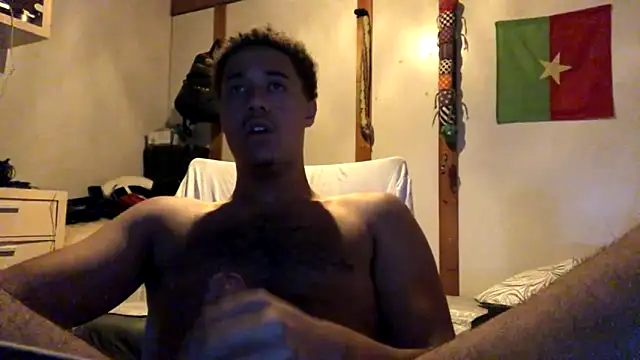 MaxIsNicee online show from February 13, 1:45 am