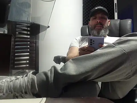 seriohetero19 online show from February 10, 12:04 am