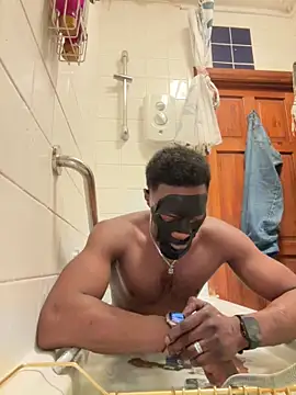 7THEBOY online show from February 8, 3:45 am