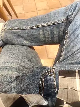 GTX-8194 online show from March 26, 12:09 pm