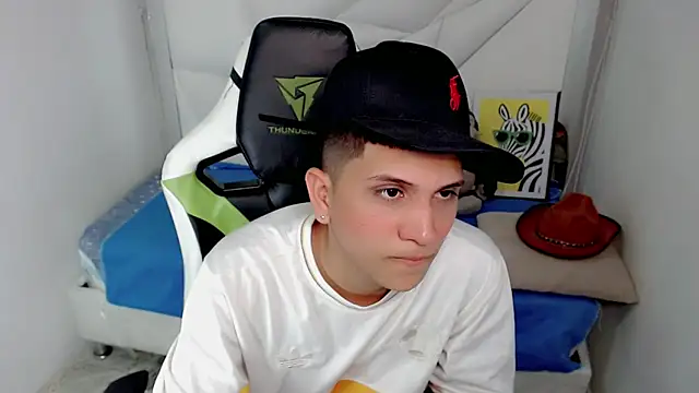 Black diamondd  online show from February 12, 2:56 pm