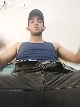 UmamiPorcus online show from February 8, 12:27 am