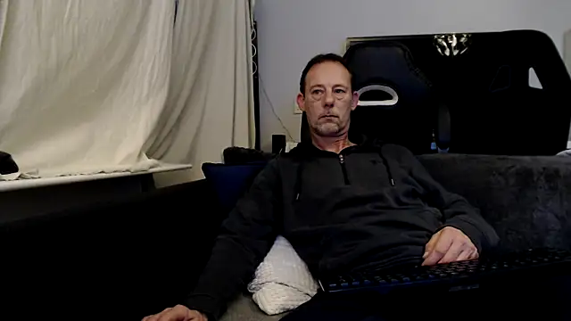 Sexy Ass Mike online show from February 17, 10:19 pm