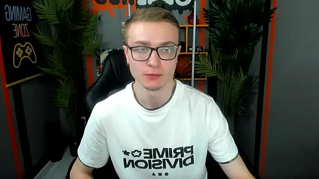 Emmit Barker online show from May 22, 11:04 am