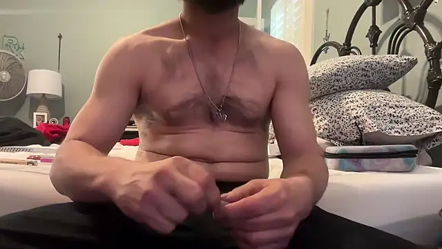 TrndSettr online show from March 20, 10:24 pm