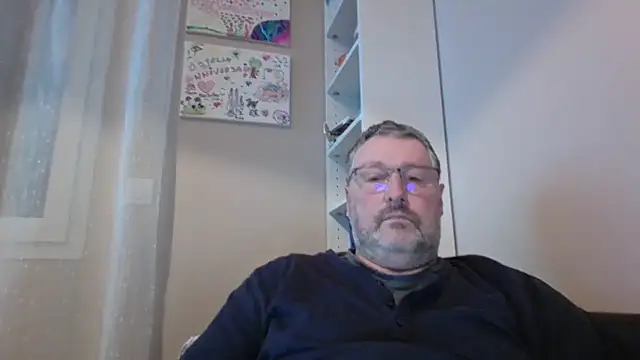 doudou310 online show from February 20, 6:19 am