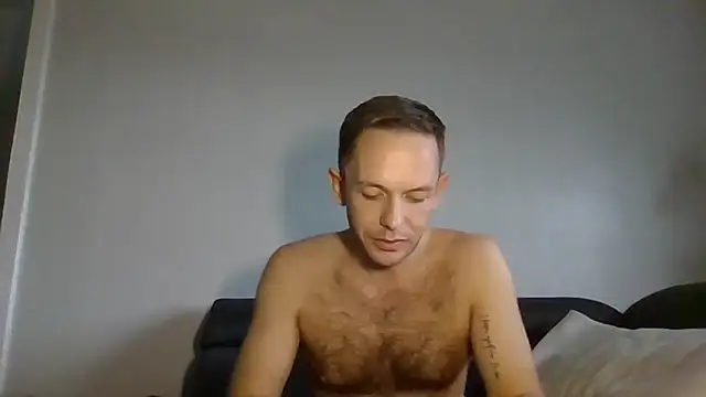 verscub6969 online show from May 1, 6:43 pm