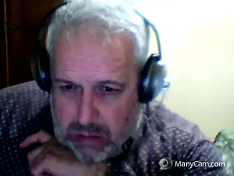 swichcassanesi online show from May 11, 8:28 pm