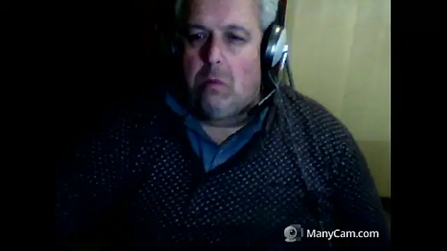 swichcassanesi online show from February 9, 9:52 pm