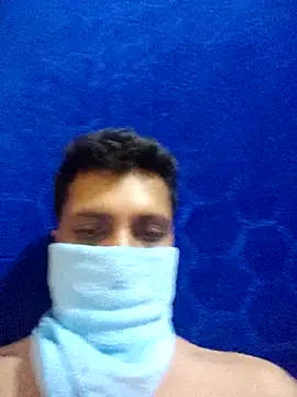 delvin92 online show from April 12, 10:43 pm