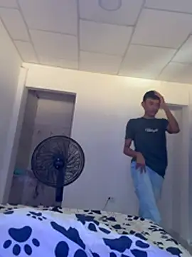 kimgorge online show from March 21, 4:33 pm