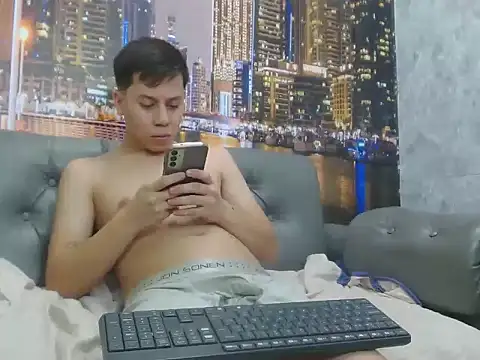 santiago xxxcol online show from March 27, 11:27 pm