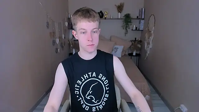 Dylan Norton online show from May 28, 9:24 pm