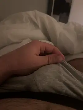 siisidjfjfjdj online show from March 21, 4:38 am