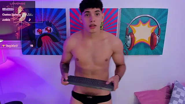 justin payn14 online show from February 26, 8:43 pm