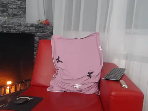 RyanxCole online show from April 1, 1:41 pm