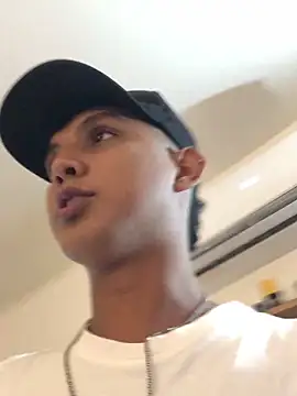  Usher online show from February 22, 4:03 am