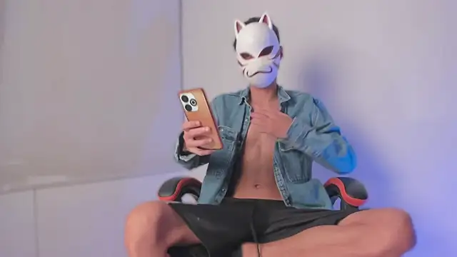 Senpai Lover  online show from February 21, 8:21 pm