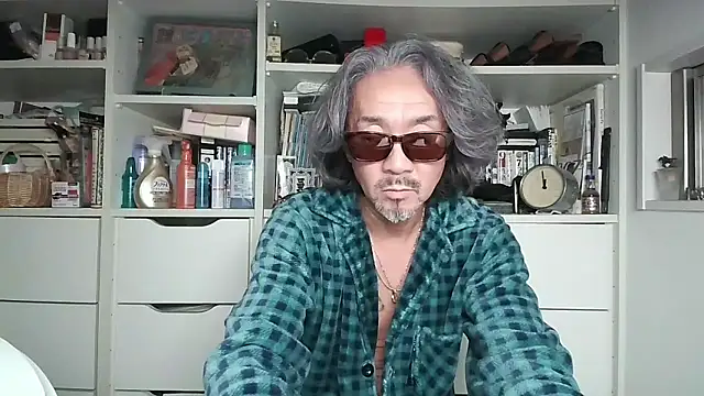 MtaS1 online show from March 31, 2:52 pm