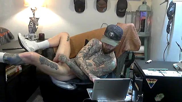 F D R  online show from March 14, 8:43 am