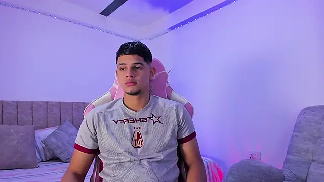 Adrian Prime  online show from July 10, 7:26 pm