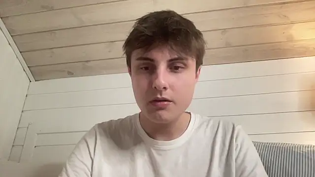 NoahhSkye online show from February 6, 9:12 pm