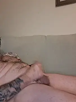 ldhurstII online show from February 12, 7:14 am