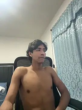 Pedestal diamant online show from March 6, 11:57 pm