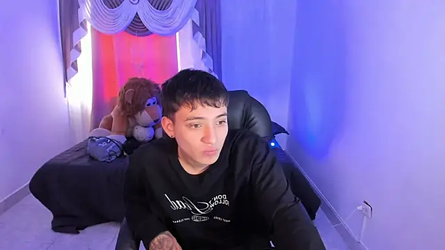 Wesleey-Boy online show from February 25, 7:48 pm