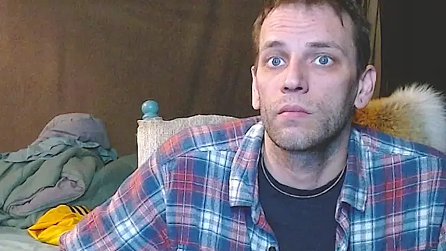 cguffey2284 online show from March 18, 3:48 pm