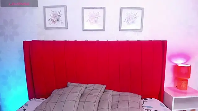 Demian Hush online show from March 8, 3:21 am