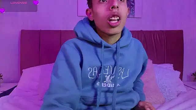  camilo ortiz online show from March 24, 5:07 pm