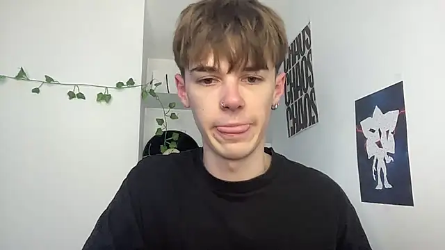 YourMilkyGuy online show from March 20, 4:16 am