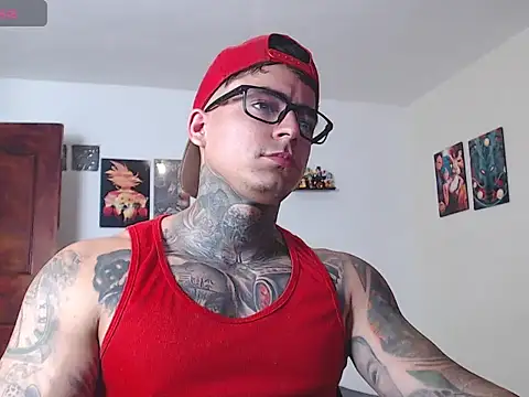 maxstrom111 online show from March 5, 1:07 pm