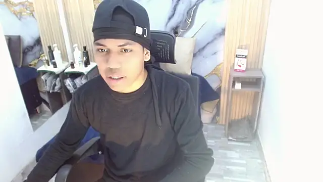DaviidBuckx  online show from May 29, 3:05 am