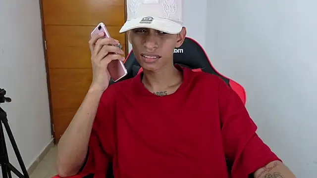 Niklausxxx online show from February 10, 6:23 pm