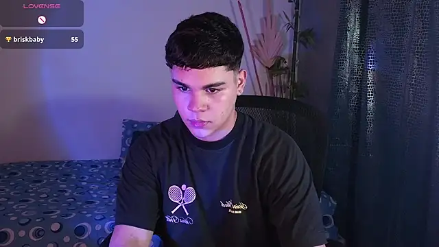 eithan jonnes online show from March 1, 11:15 pm