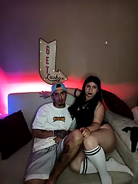 LATINLOVERS 1 online show from February 27, 4:46 am