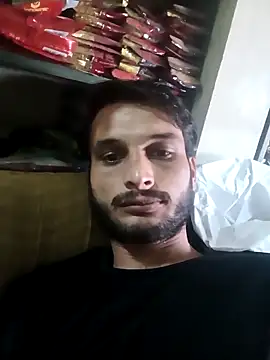 Beinghorny83 online show from April 16, 2:11 am