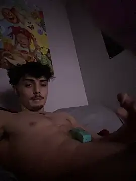 benriskey12 online show from February 16, 6:33 am