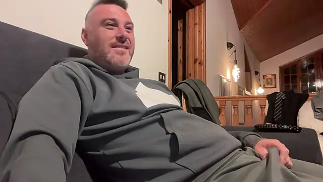 marcovik1 online show from March 8, 6:45 pm