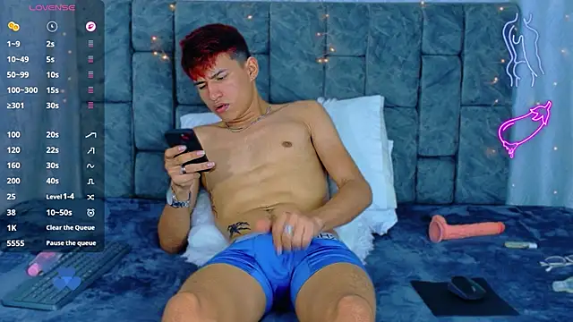 NicolasTorrez online show from March 27, 8:26 am