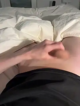 xleeoxx online show from March 31, 12:29 pm