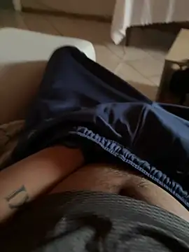 colouredboyfrombelhar online show from April 15, 11:43 am