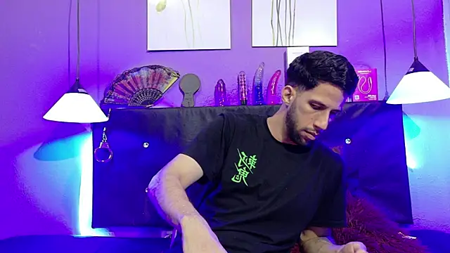 Karim mansur online show from May 21, 3:05 pm