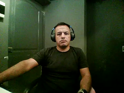 Valenthe26 online show from February 17, 5:39 am