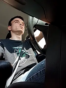 thom7246 online show from March 20, 11:03 am