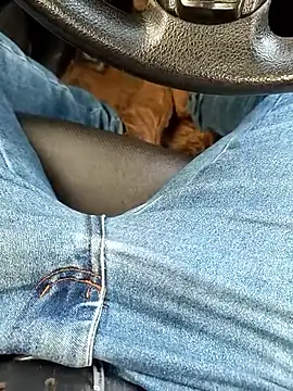 afindeprazer online show from March 20, 8:23 pm